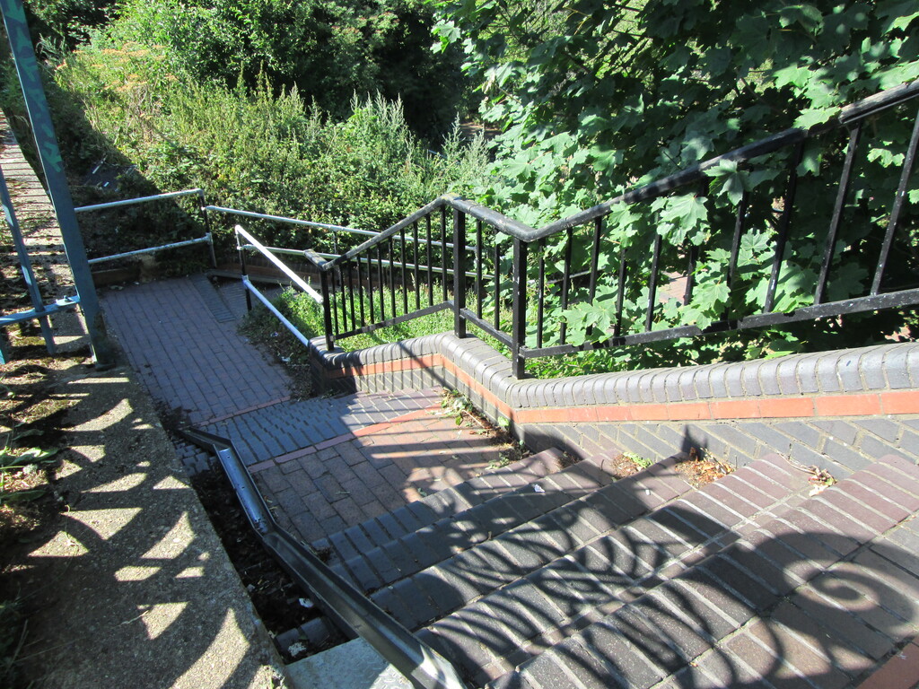 Northbrook Street Canal Access