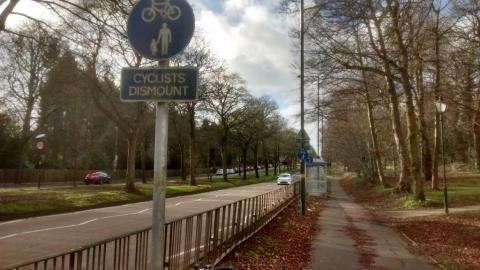 Shared use pavement on Bristol Road